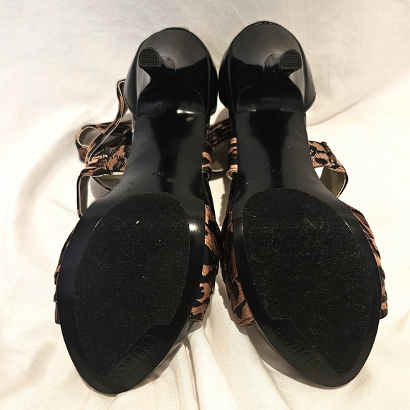 Like-New Guess High Heels Size 7m - Picture 6 of 7